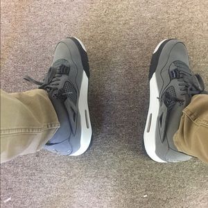 wolf grey jordan’s 4s